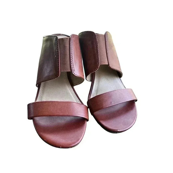 Reaction by Kenneth Cole wedge slip one brown size 7 - Picture 1 of 8